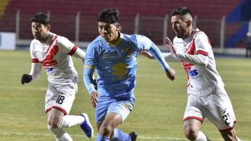 Minuto a minuto: Jhon Velásquez abre el marcador para Bolívar ante Nacional Potosí (0-1)
