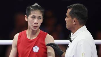 Boxeadoras inmersas en polémica de género pugnarán por medallas de oro en París