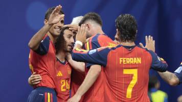 España aplasta a Arabia Saudita para lograr su primer triunfo en el Mundial 2026