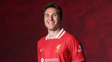 Liverpool hace oficial el fichaje del delantero italiano Federico Chiesa