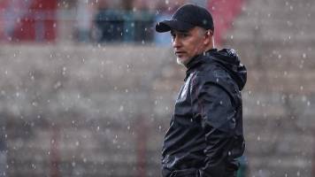 Bolívar hace oficial la salida “irrevocable” del entrenador Flavio Robatto