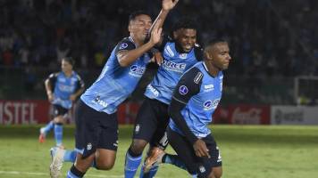 Blooming vence a San Antonio a puro gol colombiano y pasa a la fase de grupos de Sudamericana