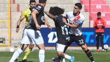 Always volvió a empatar ante Aurora y puede perder la cima del torneo