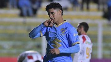 Bolívar corta su mala racha con goleada ante Independiente en el debut del colombiano Cataño