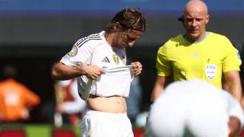 Modric tuvo una dolorosa despedida del Real Madrid tras derrota ante el PSG