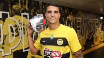 AEK Atenas asegura al delantero argentino Erik Lamela por tres temporadas 