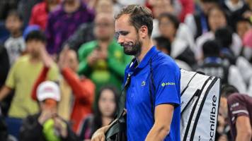 Daniil Medvedev descalificado en Pekín por dar un pelotazo a un espectador
