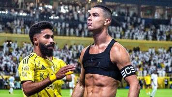 Video: Cristiano alcanza los 949 tantos con un tremendo golazo