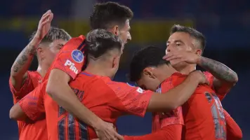 Universidad de Chile elimina a Guaraní y se cita en octavos con Independiente