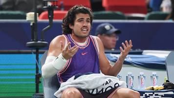 Carlos Alcaraz cae eliminado en tercera ronda del Masters 1000 de Shanghái