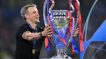 Luis Enrique es elegido mejor entrenador tras ganar el Trofeo Johan Cruyff