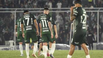 Barras de Oriente interrumpen práctica del equipo tras derrota en el clásico