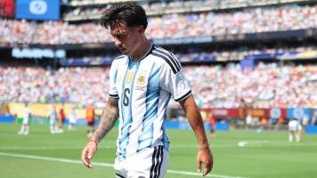 Lisandro Martínez sufre una lesión y es reemplazado por Otamendi en Argentina