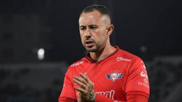 Rodrigo Amaral arriba a Santa Cruz para firmar contrato con Oriente Petrolero