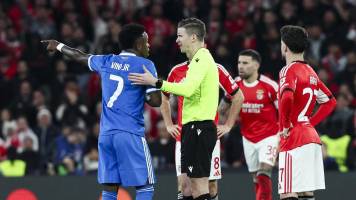 El Benfica-Madrid se interrumpió por supuesto insulto racista a Vinicius Júnior