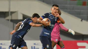 Blooming sigue imparable en el torneo por series tras remontar a Aurora