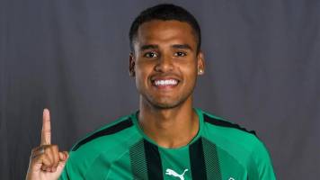Enzo Monteiro regresa a Santos en busca de ritmo y de definir su futuro