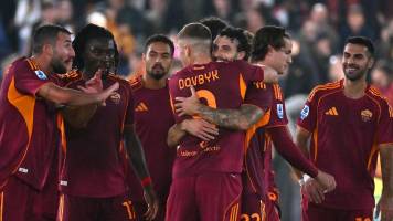 La Roma sigue el ritmo del líder Napoli con un triunfo de local ante Parma