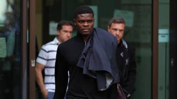 Exjugador del Arsenal queda en libertad condicional tras a acusaciones de abuso sexual
