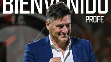 FC Universitario contrata al argentino Straccia como su nuevo entrenador