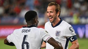 Inglaterra aplasta a Serbia con goleada en Belgrado y roza el boleto al Mundial