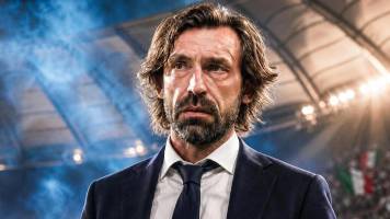 Pirlo en problemas: Relación con sociedad rusa puede dejarlo sin dirigir a Italia