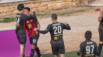 Menacho marcó el gol que le dio el triunfo a su equipo, que marcha líder en el fútbol de Malta