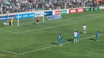 En vivo: Ricardo Centurión abre el marcador para Oriente Petrolero ante Blooming (1-0)