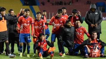 Wilstermann remontó un 3-0 en contra para vencer a Nacional en Potosí