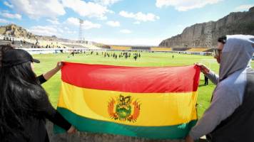 La Verde cerró prácticas bajo el calor de un centenar de hinchas en Achumani