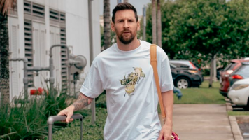 Moda y lujo de Messi: ¿Cuánto cuesta el bolsón y la maleta que usó el argentino para llegar a la concentración de la Albiceleste? 