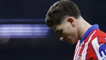 Video: ¿Julián tocó el balón dos veces? Esta es la imagen más clara del penal del Atlético Madrid