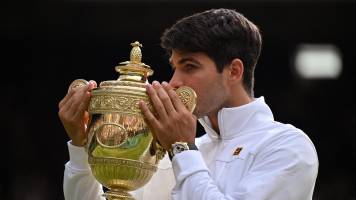 Alcaraz gana su segundo título de Wimbledon tras derrotar a Djokovic