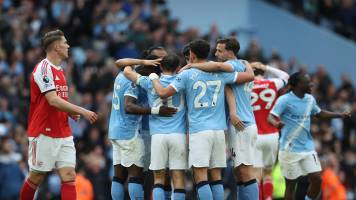 Manchester City derrota al Arsenal y pone la Premier al rojo vivo