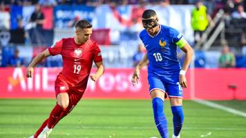 Francia no pasó del empate ante Polonia y avanzó a octavos de la Euro como segundo de grupo