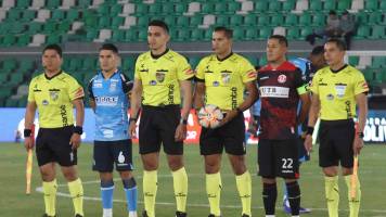 Protocolo antirracismo se activó en el partido Blooming - Universitario de Vinto