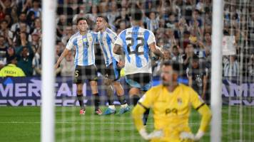 Video: Thiago Almada liquidó a la Verde marcando el cuarto gol argentino