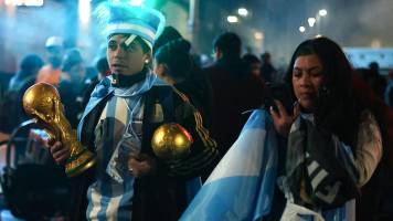 Hinchas argentinos juntan firmas para repetir la final del Mundial contra España