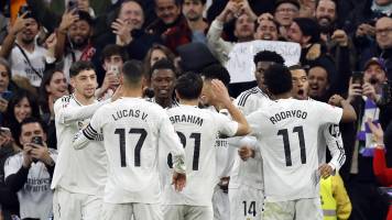 Real Madrid alcanza el segundo lugar en la Liga de España tras vencer al Sevilla