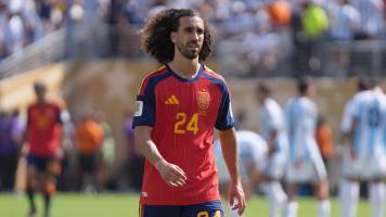 El curioso secreto de Cucurella en la final: la cábala que heredó de Capdevila