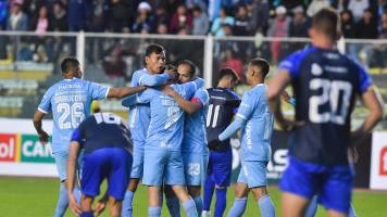 Bolívar aplasta a GV San José y pasa a cuartos del Torneo de Verano