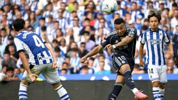 Mbappé refuerza el liderato del Real Madrid, Atlético logra primera victoria