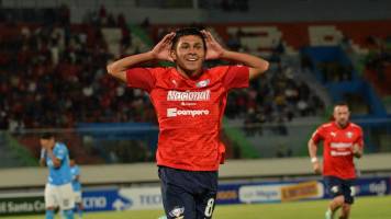 Wilstermann golea a Blooming con doblete de Bobadilla 