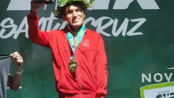 Jorge Gonzales Vidal conquista la Maratón de Santa Cruz