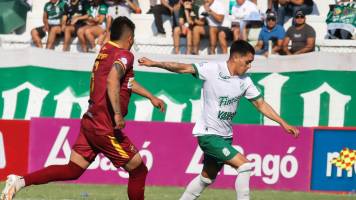Oriente Petrolero vence con facilidad a Real Oruro