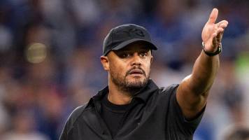 Vincent Kompany mejora, pero no hay fecha para su regreso al mando del Bayern Múnich