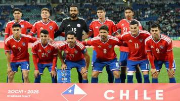 Chile llama a nuevo portero y juveniles del extranjero ante Canadá, EEUU y México