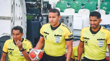 FBF incluirá cámaras corporales y pruebas de idoneidad para mejorar el trabajo de los árbitros 