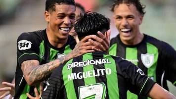 Video: Miguelito marca un golazo y estira su racha con el América Mineiro