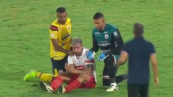 Video: La impactante lesión de un jugador del club de César Farías